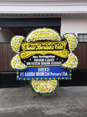 Papan Bunga Duka di Kertaangsana
